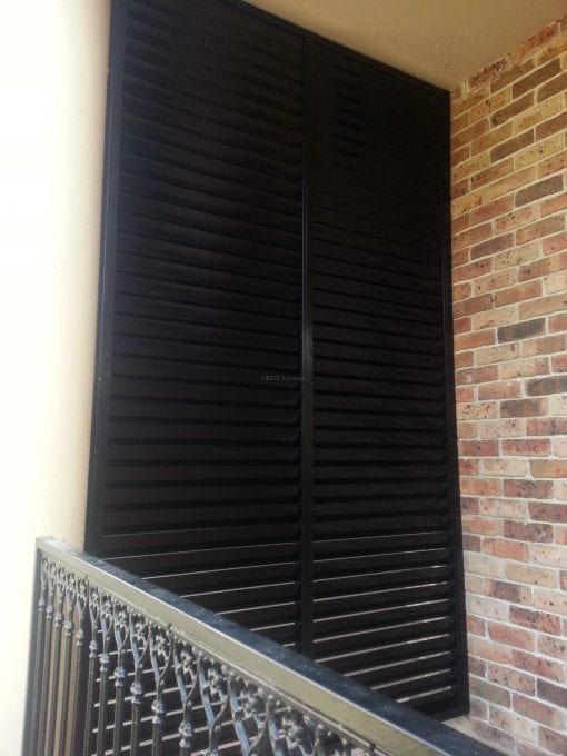 Privacy Screen Louvers  with fixed welded Louvers in a fixed frame - Image 8