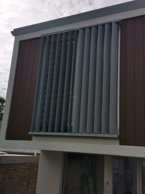 Privacy Screen  with Adjustable 160mm Vertical Louvers Blades  in a fixed frame - Image 2