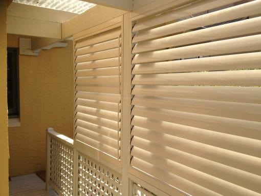 Adjustable  Privacy Screen Louvers in a fixed frame - Image 3