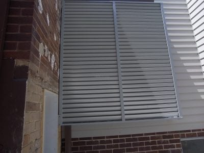 Privacy Screen Louvers  with Standoff Legs