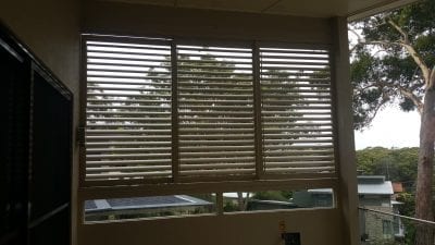 Louver with 85mm adjustable Blades 3 Panel that slided_close with blades open