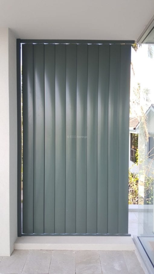 Privacy Screen  with Adjustable 160mm Vertical Louvers Blades  in a fixed frame - Image 8