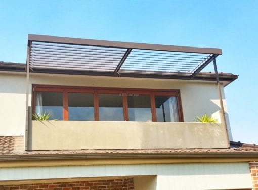 Louvre Patio cover with Adjustable 160mm  Louvers Blades  in a fixed frame - Image 4