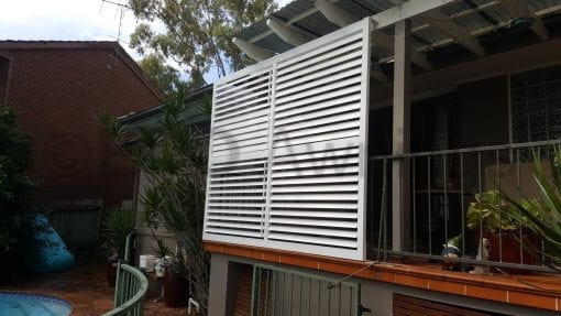 Adjustable  Privacy Screen Louvers in a fixed frame - Image 4