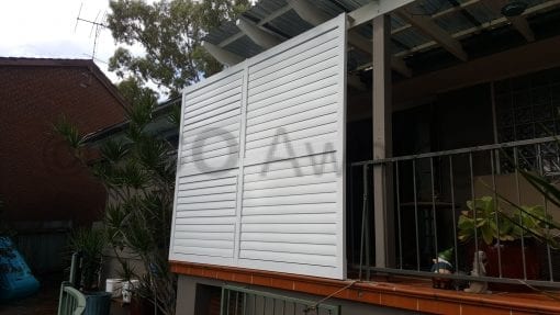 Adjustable  Privacy Screen Louvers in a fixed frame - Image 5