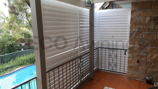 Adjustable  Privacy Screen Louvers in a fixed frame - Image 3