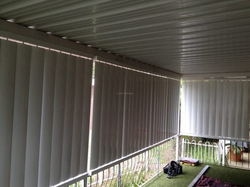Privacy Screen  with Adjustable 160mm Vertical Louvers Blades  in a fixed frame - Image 5
