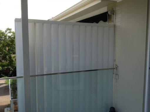 Privacy Screen louver with 160mm fixed vertical blades 100x50 box frame - Image 3