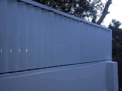 Privacy Screen louver Fence with 160 fixed vertical blades