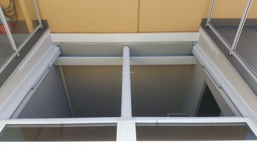 Retracta Roof The Sliding Roof System 2 Bay 4 Glass Panel - Image 10