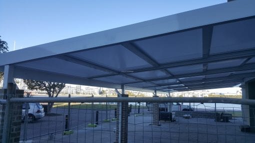Retracta Roof with 6 bays, 5 Polycarb Panels - Image 6