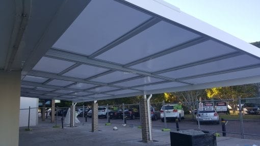 Retracta Roof with 6 bays, 5 Polycarb Panels - Image 7