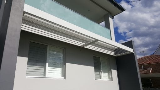 Louvre Roof Patio cover with Adjustable 160mm blades in a fixed frame - Image 5