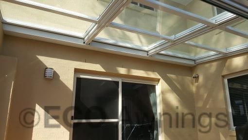 Retrata Roof with retractable Glass Panels