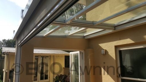 Retrata Roof with retractable Glass Panels