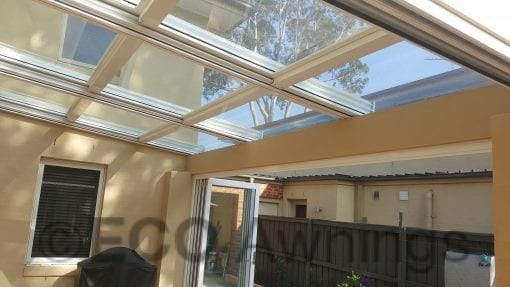 Retrata Roof with retractable Glass Panels