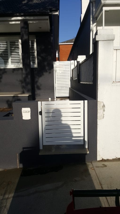 Front entrance gate with 65mm slats in a 50x50 box frame