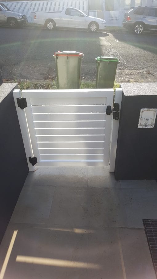 Front entrance gate with 65mm slats in a 50x50 box frame