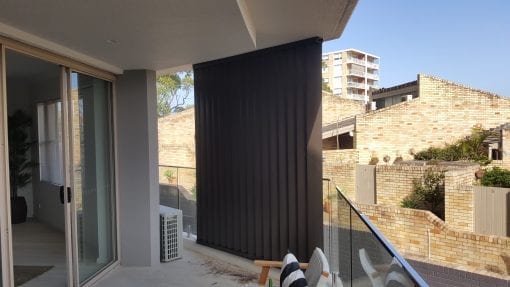 Privacy screen Louver with aluminium 160 fixed blades with top and bottom frame