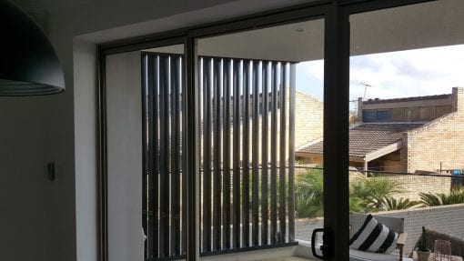 Privacy screen Louver with aluminium 160 fixed blades with top and bottom frame