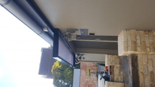 SlimLine 100 with Black frame and 10mm twin wall Polycarb on top 4