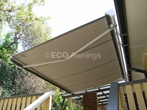 Folding arm awning